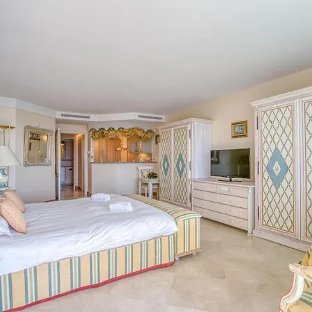 60sqm Croisette - Balcony With Sea View
